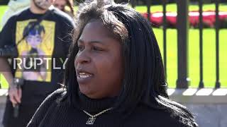 USA: Tamir Rice's mother joins protesters in DC demanding reopening of his case