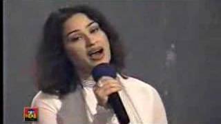 Vas ve dhola ankhein de kol kol.....