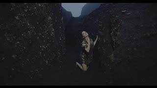 björk: black lake