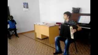 Игра на баяне