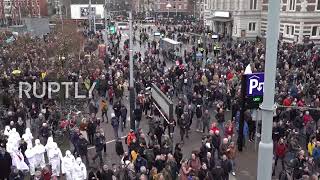 Netherlands: Scuffles erupt at banned Amsterdam demo against COVID restrix, lockdown extension