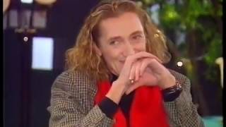 АРТИСТЫ БАЛЕТА ВАЛЕРИЙ МИХАЙЛОВСКИЙ, НИКОЛАЙ ОСТАЛЬЦОВ И АНДРЕЙ УВАРОВ В БЛЕФ-КЛУБЕ