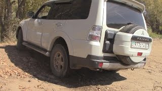 Mitsubishi Pajero 4 3.0