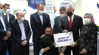 Миллионная прививка – повод для гордости или для скандала?