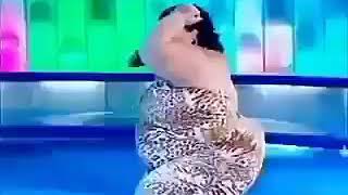 Big ass girl dance superb
