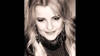 Iveta Bartošová - Buď chvála řádkům