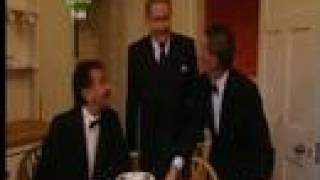 ChuckleVision - 13x02 - Dim Waiters (1 of 2)