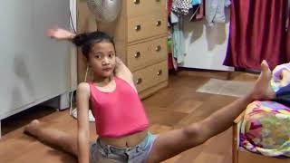 contortion - Flexiblity Test of Pansy || When I was 10 Yrs(re edited)