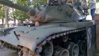 Strefa Militarna Gostyń 2015 - Wjazd Pattona w wąską bramę