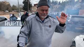 East Jerusalem: Palestinian protesters clash with Israeli forces at anti-eviction demo