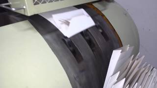Karton Canta Makinasi / Tragetaschen Herstellungsmaschine / Carrier bags production machine