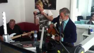 Triggerfinger "I Follow Rivers" - live bei STAR FM