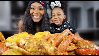 LOBSTER SHRIMP AND SNOW CRAB SEAFOOD BOIL MUKBANG | NO NAPKIN CHALLENGE 2020