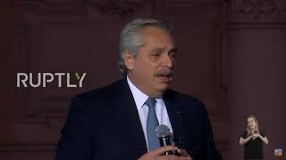 Argentina: Former Uruguayan leader Jose Mujica appears to doze off during Alberto Fernandez's speech