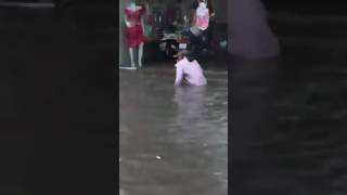TP HCM THẤT THỦ SAU CƠN MƯA RÀO CHIỀU 1/4/2017. CÙNG BƠI NÀO!!!