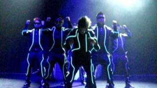 POREOTICS (ElecTRONica) Dec 21, 2010 Front + Center, watch out for screaming
