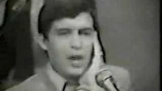 HECTOR LAVOE idilio flv video21 avi
