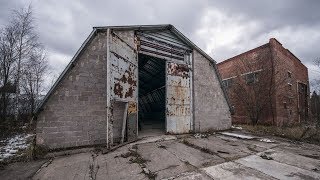 ТАЙНЫЕ ОРУЖЕЙНЫЕ СКЛАДЫ! ДУМАЛИ ЧТО ЧАСТЬ ЗАБРОШЕНА А ОКАЗАЛОСЬ..! В Поисках Клада от Влада!
