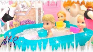 Мультик с куклами Холодное Сердце Frozen Эльза заморозила детей