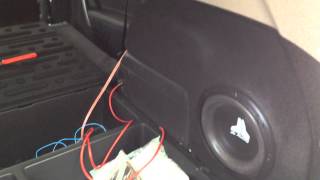 Сабвуфер стелс в Chevrolet Captiva