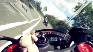 BMW S1000RR streetracing & crash 120kmph (5:05)