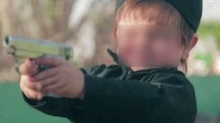 ISIS video shows children murdering prisoners