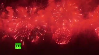 Праздничный салют в честь Дня Победы в Москве