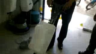 Cách sử dụng, bảo quản máy chà sàn, máy chà sàn nhà loại đơn