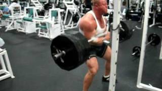 Nick Best 590 lb zercher squats for 4 reps.