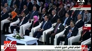 الأن | إحدى المشاركات في المؤتمر: الصعيد كان يعامل معاملة سيئة.. والسيسي يرد: “ده انتوا أهلنا”