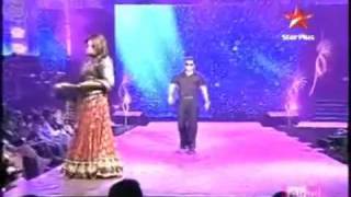 Salman Khan and Sonakshi Sinha Dabangg on the Ramp IIFA 2010 better Quality