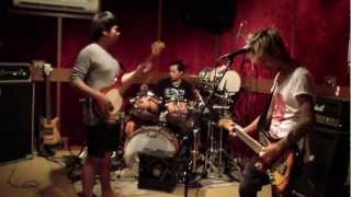 Knockin' On Heaven's Door Cover by Cat Fighting On The Rooftop.