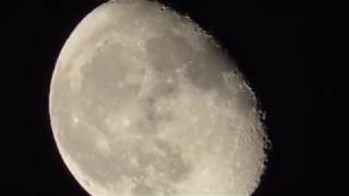 ‎7 ‎ноября ‎2017 ‎г., ‏‎22:53:37. Луна-третья фаза. Движение луны. 90 крат увеличение. Питер