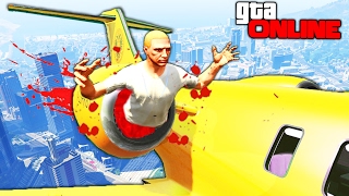 ЧУТЬ НЕ ЗАСОСАЛО В РЕАКТИВНЫЙ ДВИГАТЕЛЬ ОГРОМНОГО САМОЛЕТА В GTA 5 ONLINE