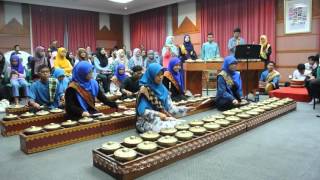 Mudiak Arau | IIUM Andeka Caklempong