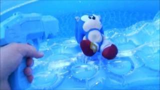 Sonic, Tails, and Knuckles go Swimming