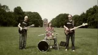 Toma - Ich glaub ich mach mal blau (official video) - Sommersong 2012