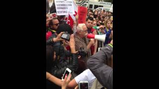 Levent Kirca Ingiltere Konsolos Onunde Gezi Park Protesto