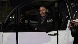 FEDERAL CORRECTIONAL ACTING SUSPICIOUS | POLICE CALLED #sexy #federal
