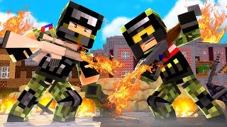 FLAMETHROWER  vs FLAMETHROWER! - Minecraft Mods (Flan's Gun Mod)