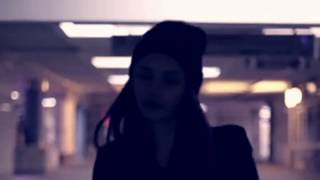 S Y Z Y G Y X - Ultra Doll