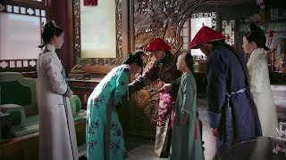 皇上心中萬般不捨，卻還是將灰姑娘被貶為庶人打入冷宮，灰姑娘臨走前別無他求只有一個心願！