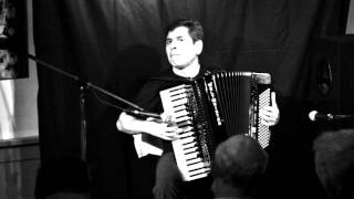 Petar Ralchev- SLIDE