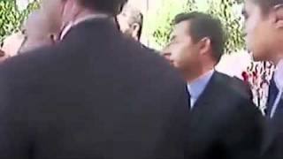 Хулиган напал на Николя Саркози