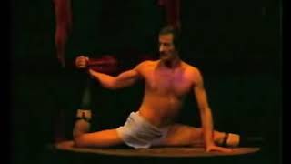 Moukhtar Gusengadzhiev   Zumanity   Cirque du Soleil   Guinness World Records Bo