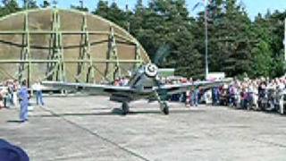 Me109 G4 starting the DB605 motor