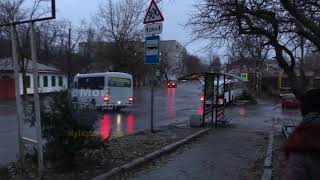 Маршрутка скользит