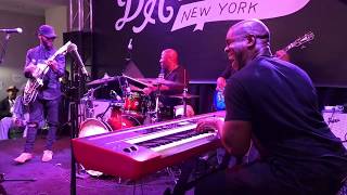 FATTEST Groove LIVE (MUST WATCH) EDDIE BROWN / ERIC WALLS