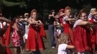 Fleshmob Флешмоб Калинка-Малинка в Торонто 4 сентября 2016 года. Russian Canada