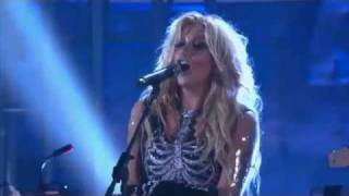 Ke$ha - Animal LIVE on Conan's Summer Concert Series